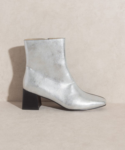 OASIS SOCIETY Georgia - Dual Chroma Boots