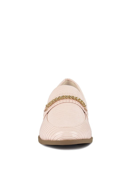 Vouse Low Block Loafers Adorned With Golden Chain